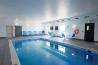 Hampton Inn by Hilton Saskatoon South - piscine