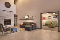 Country Inn & Suites by Radisson, Germantown, WI - 2-Star