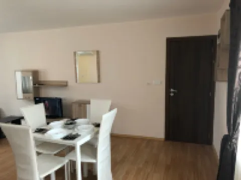 Palace de Luxe - Apartments Hotels in Pomorie
