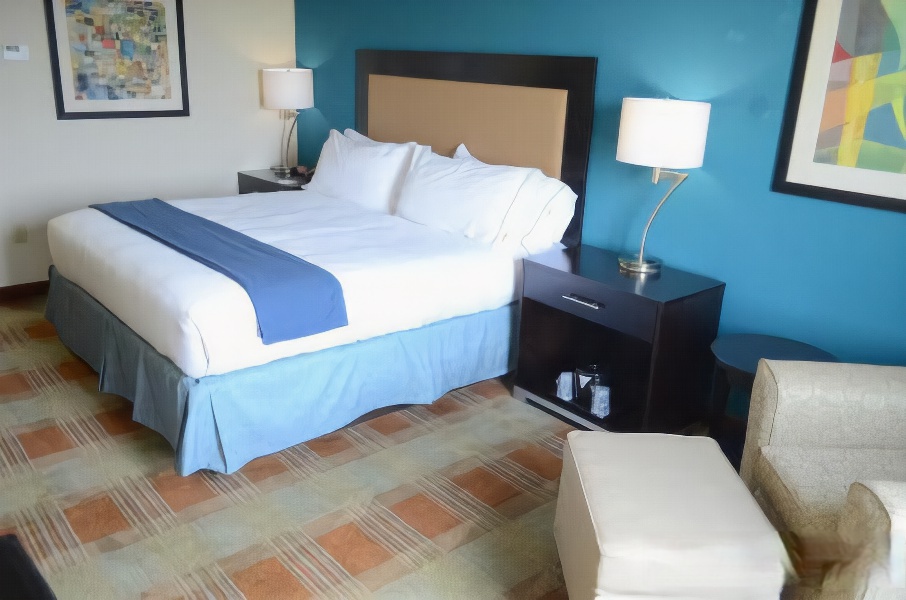 Holiday Inn Express & Suites Houston Northwest-Brookhollow, an Ihg Hotel