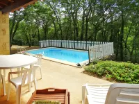 Le Chene Hotels in Blanquefort-sur-Briolance