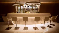 Holiday Inn MUSCAT AL SEEB by IHG - bar