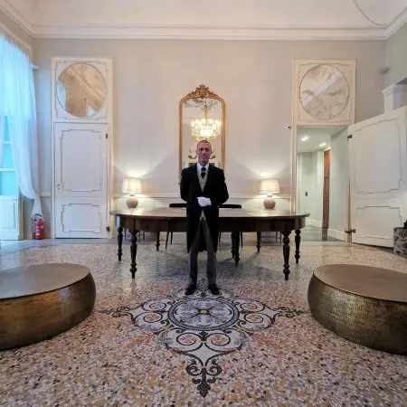 Royal Palace Hotel