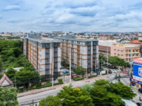 The Grass Serviced Suites Hotels near Pattaya Tai
