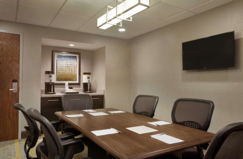 Hampton Inn & Suites Springdale photo 5