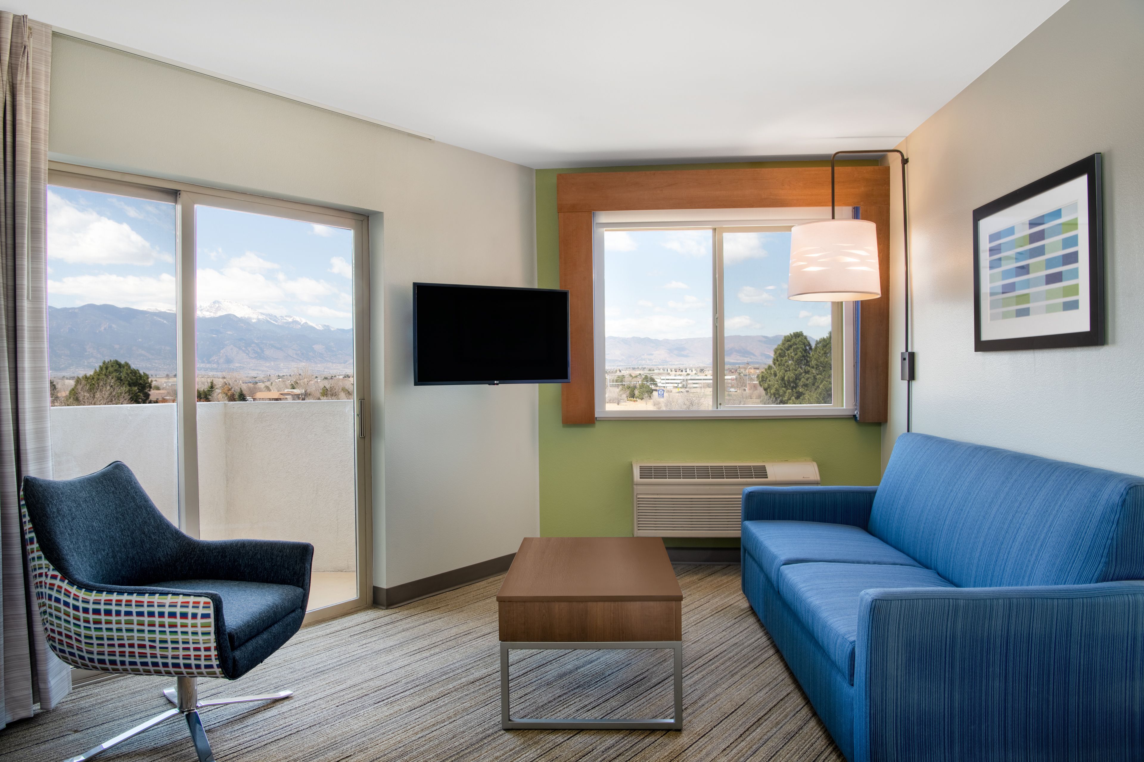 Holiday Inn Express Colorado Springs Airport, an Ihg Hotel