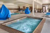 Comfort Suites Airport-University - Hot Tub