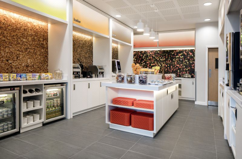 Hampton by Hilton London Excel photo 4