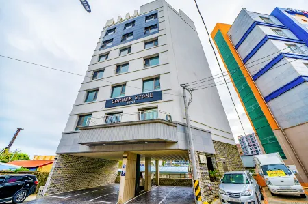Cornerstone Hotel