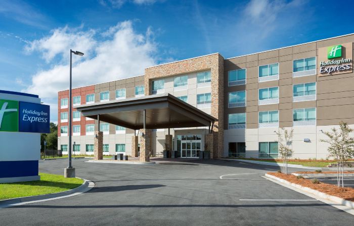 Holiday Inn Express Lake Park
