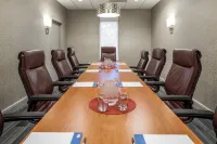 Holiday Inn Express ATLANTA AIRPORT-COLLEGE PARK by IHG - Business