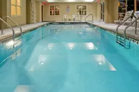 Holiday Inn Express Hotel & Suites Cullman, an IHG Hotel - Pools