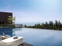 Pullman Miri Waterfront - Beach