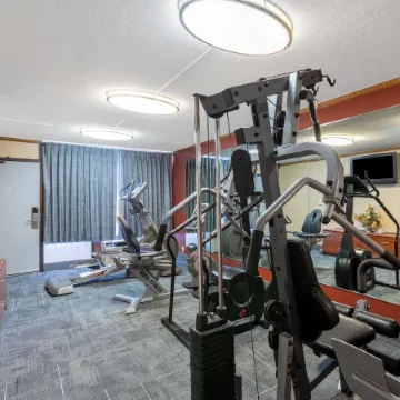 Howard Johnson by Wyndham Gillette