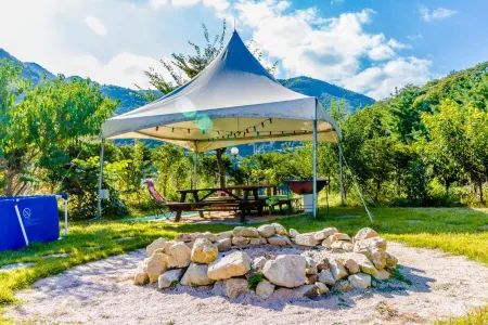 Cheolwon Damteo Pension Отели в г. Чхорвон