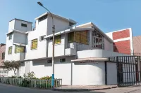 B&B Wasi Airport Lima Hotel in zona Chorrillos