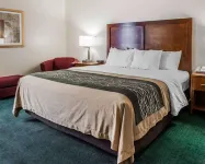 Quality Inn Hotel a Franklin Township