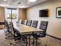 Comfort Inn & Suites Niagara Falls Blvd USA Hotels near Niagara Aerospace Museum