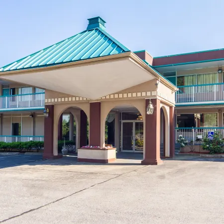 Motel 6 Groton, CT