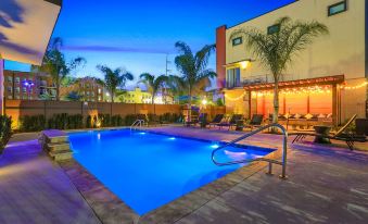 Bienville Townhouse on a Gated Campus