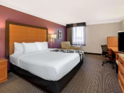 La Quinta Inn & Suites by Wyndham Tacoma - Seattle タコマのホテル