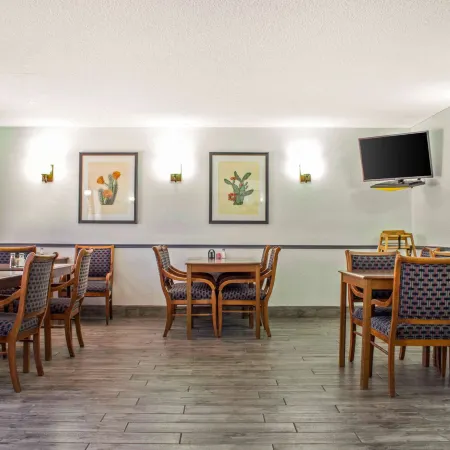 Quality Inn Benson I-10 Exit 304
