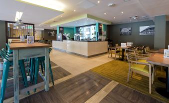 Premier Inn Newbury Town Centre (London Road)