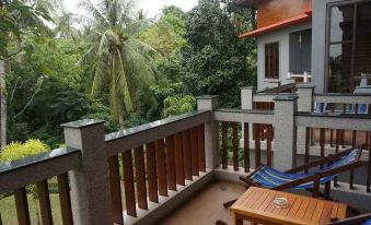 Lanta Intanin Resort