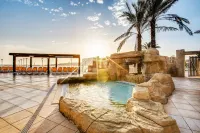AX Sunny Coast Resort & Spa - Beach