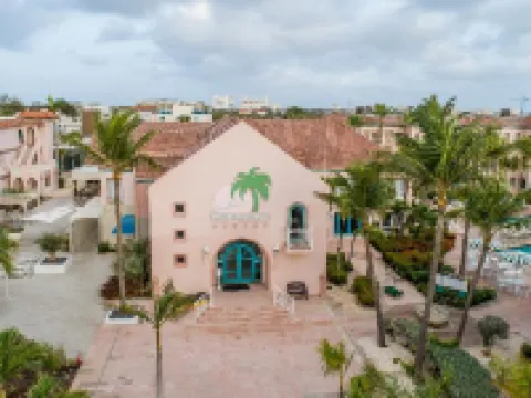 Caribbean Palm Village Resort Hotels in Noord