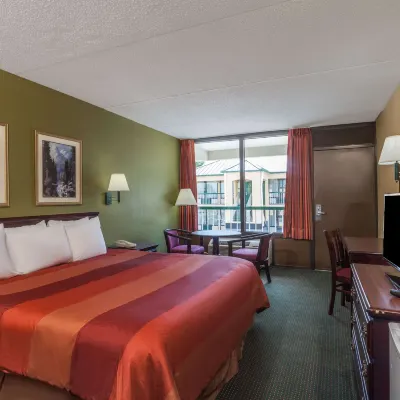 Days Inn by Wyndham Nashville Saint Thomas West Hospital Các khách sạn gần Công viên Centennial