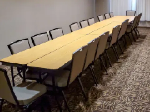 湯博爾醫療中心舒適套房酒店 湯博爾酒店