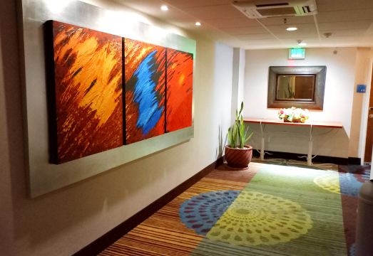 홀리데이 인 익스프레스 썸네일