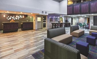 La Quinta Inn & Suites by Wyndham Denison - N. Lake Texoma