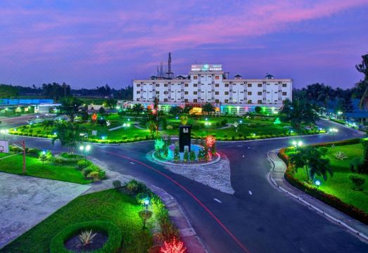 Hotel Naz Garden - Housity