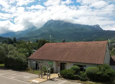 Campanile Grenoble Sud - Seyssins Hôtels à : Seyssins