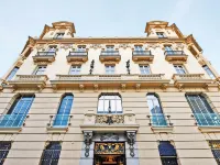 Urso Hotel & Spa, a Small Luxury Hotel of the World Hotel di Madrid