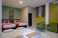 RedDoorz Syariah @ Hotel Wisma Indonesia Kendari Hotels in Baruga