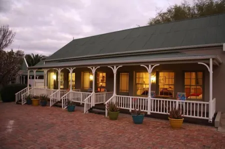 HouseMartin Lodge & Self Catering