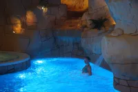 Hotel Beverly Park & Spa - Hot Tub