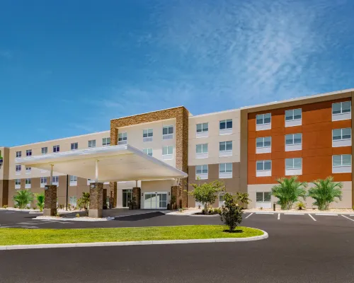Holiday Inn Express & Suites Ruskin - Sun City by IHG Hotels in Ruskin