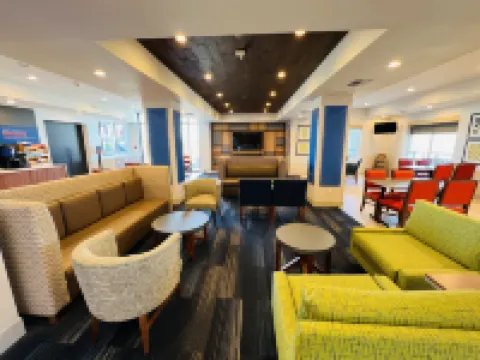 Holiday Inn Express & Suites SALINAS by IHG Hoteles en Salinas