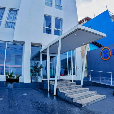 B Hotel Salvador Отели рядом с достопримечательностью «Амаралина»