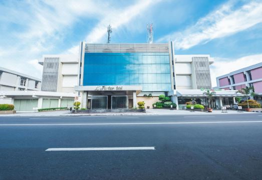 르피셔 호텔 바콜로드 로비