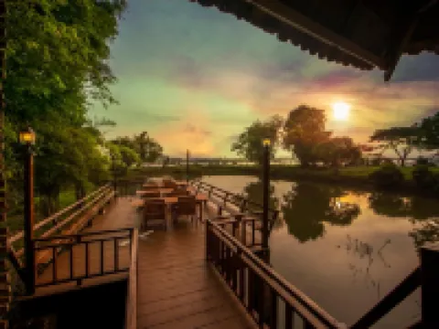 คิงฟิชเชอร์ อีโคลอดจ์ โรงแรมในเมือง จำปาสัก