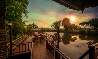 Kingfisher Ecolodge