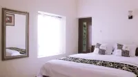 NDalem Joglo Krawitan Syariah