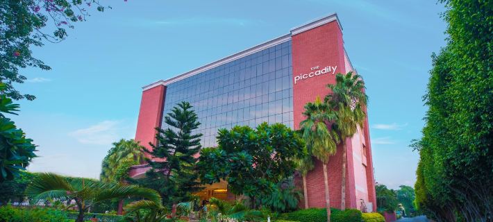 The Piccadily Ξενοδοχεία στην πόλη Lucknow