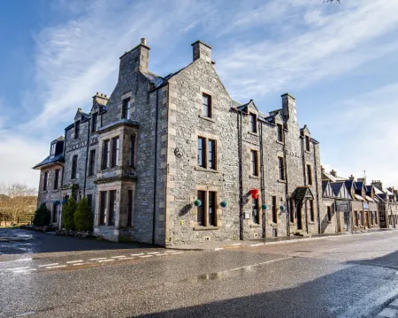 Richmond Arms - Adults Only Hotels in Ballindalloch