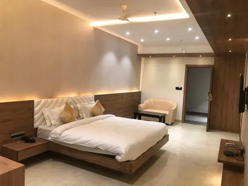 Samdariya Gold Hotel, Rewa Các khách sạn ở Rewa